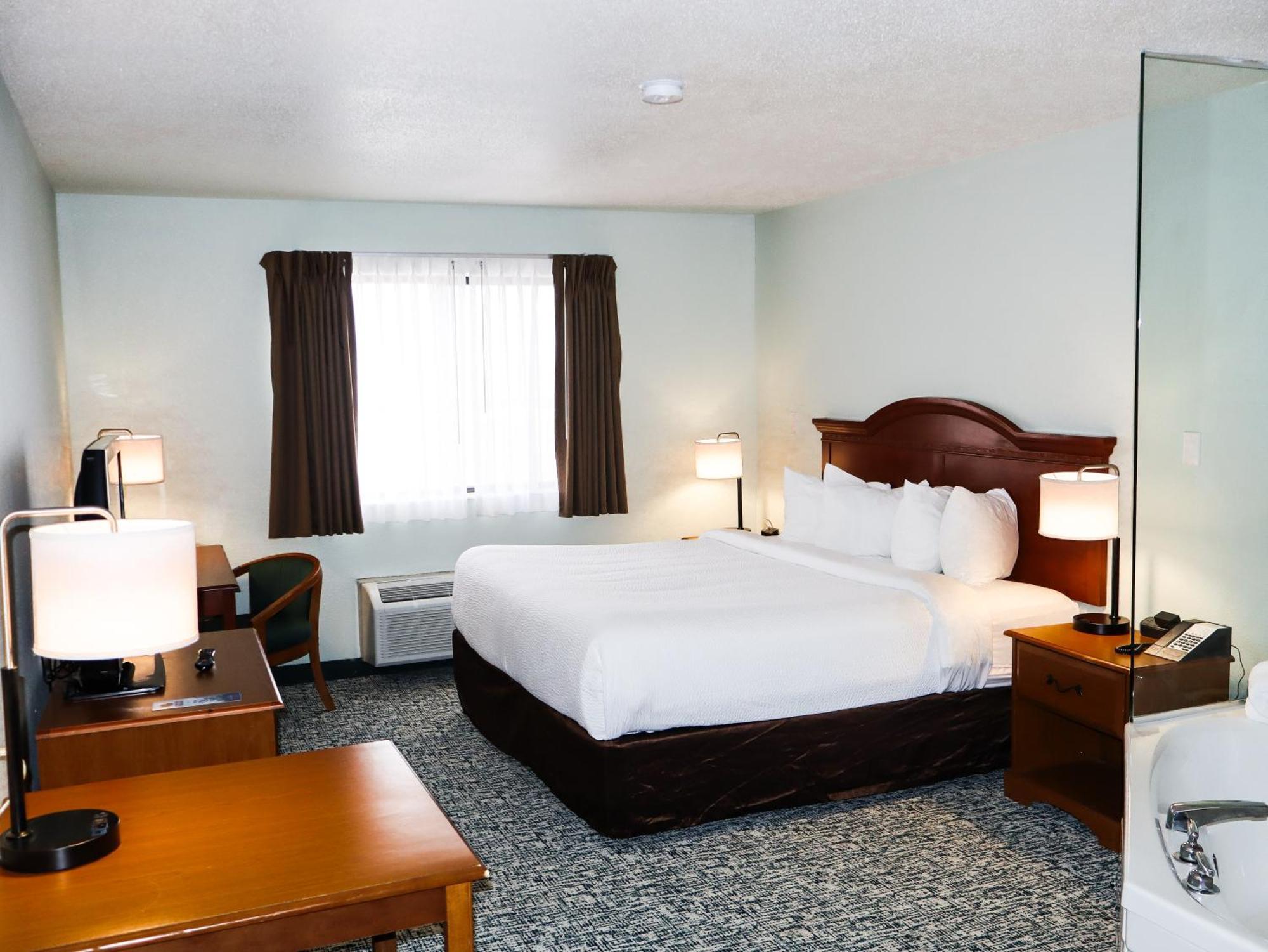 Travelodge By Wyndham Rapid City - Black Hills Exterior photo