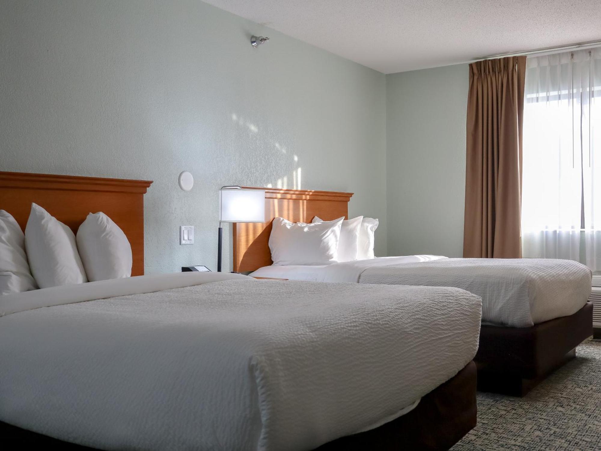 Travelodge By Wyndham Rapid City - Black Hills Exterior photo